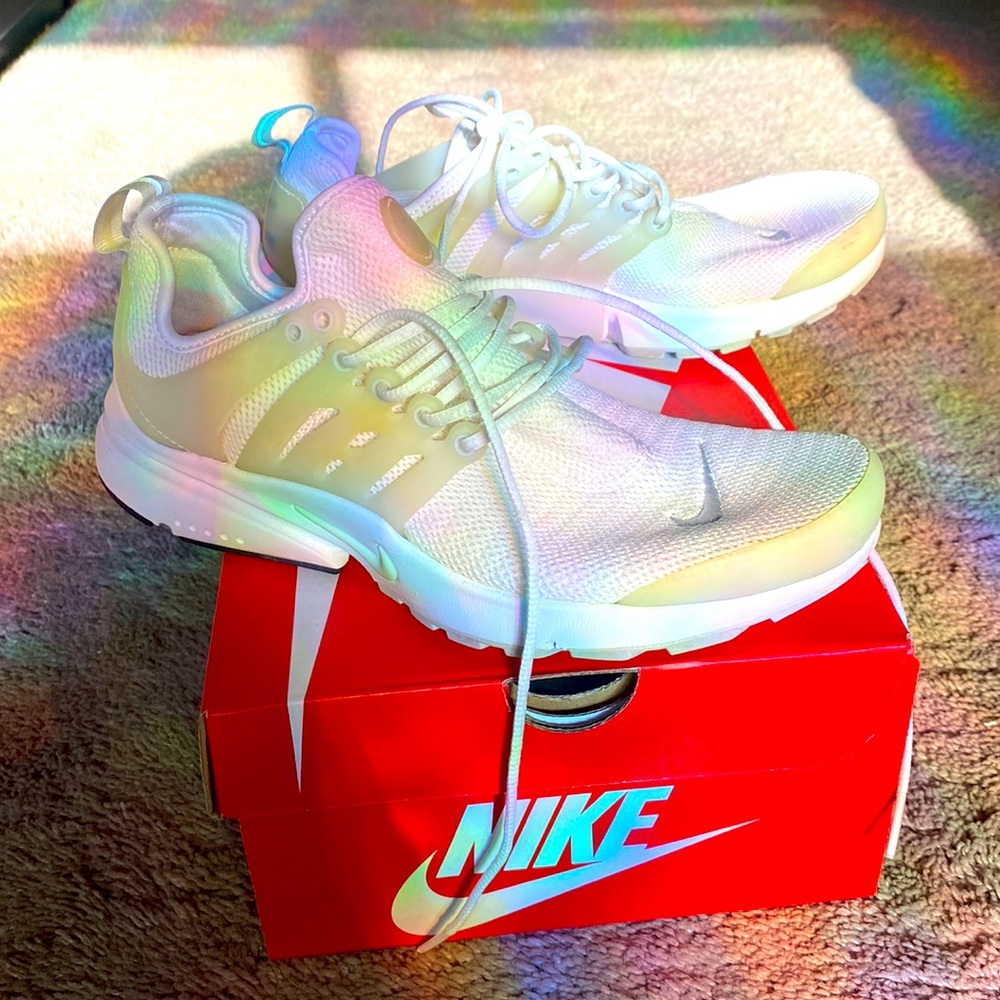 Nike Air Presto - white